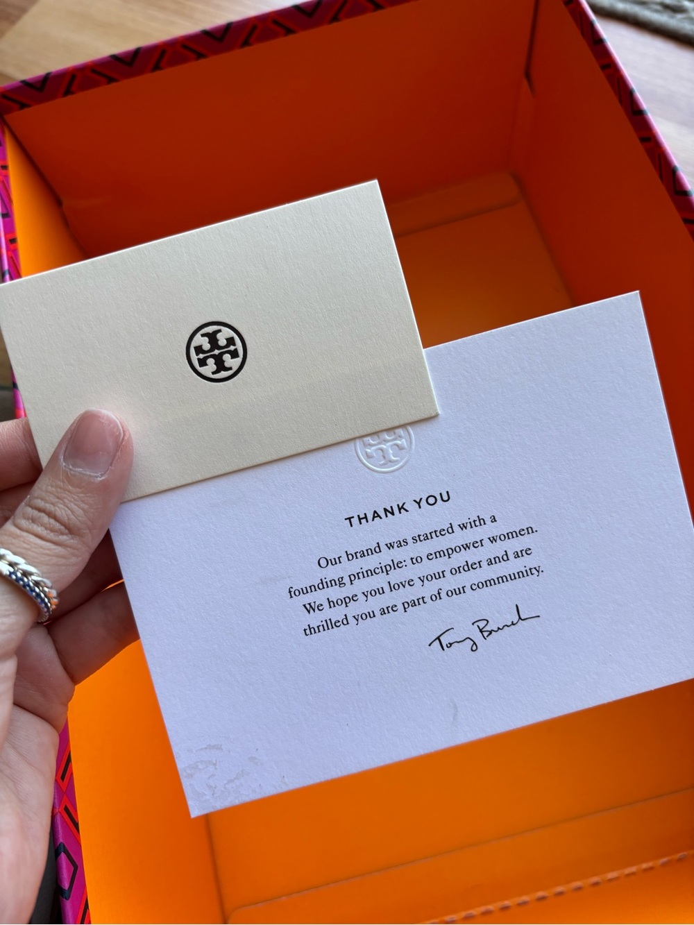 Tory Burch Green Good Luck Low-Top Sneakers - Picture 3 of 16